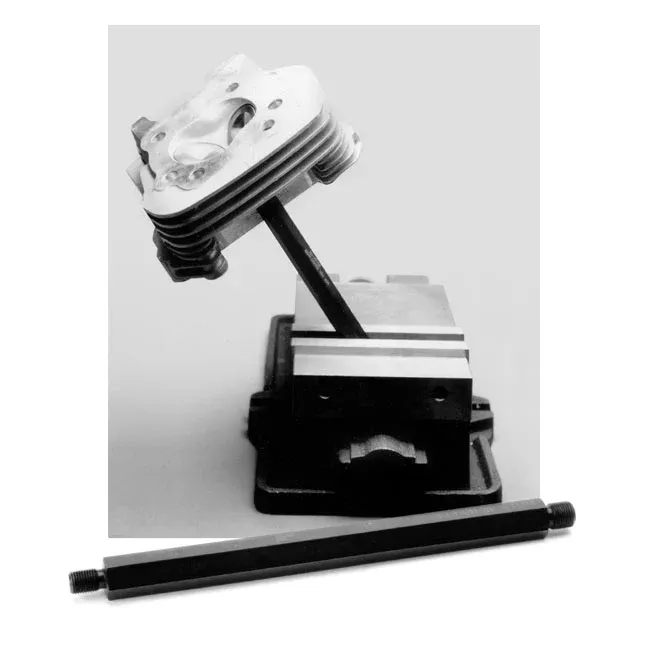Jims, Tool for Holding the Cylinder Head of a Harley-Davidson